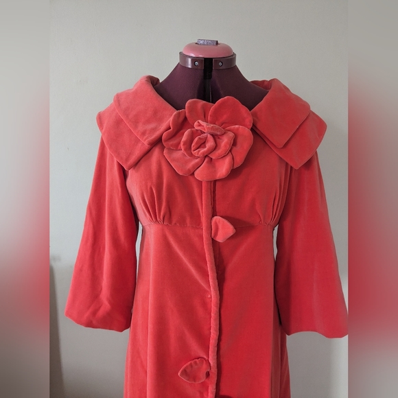 Vintage incredible velvet opera coat salmon with rosette rose detail Bridgerton - Picture 8 of 8
